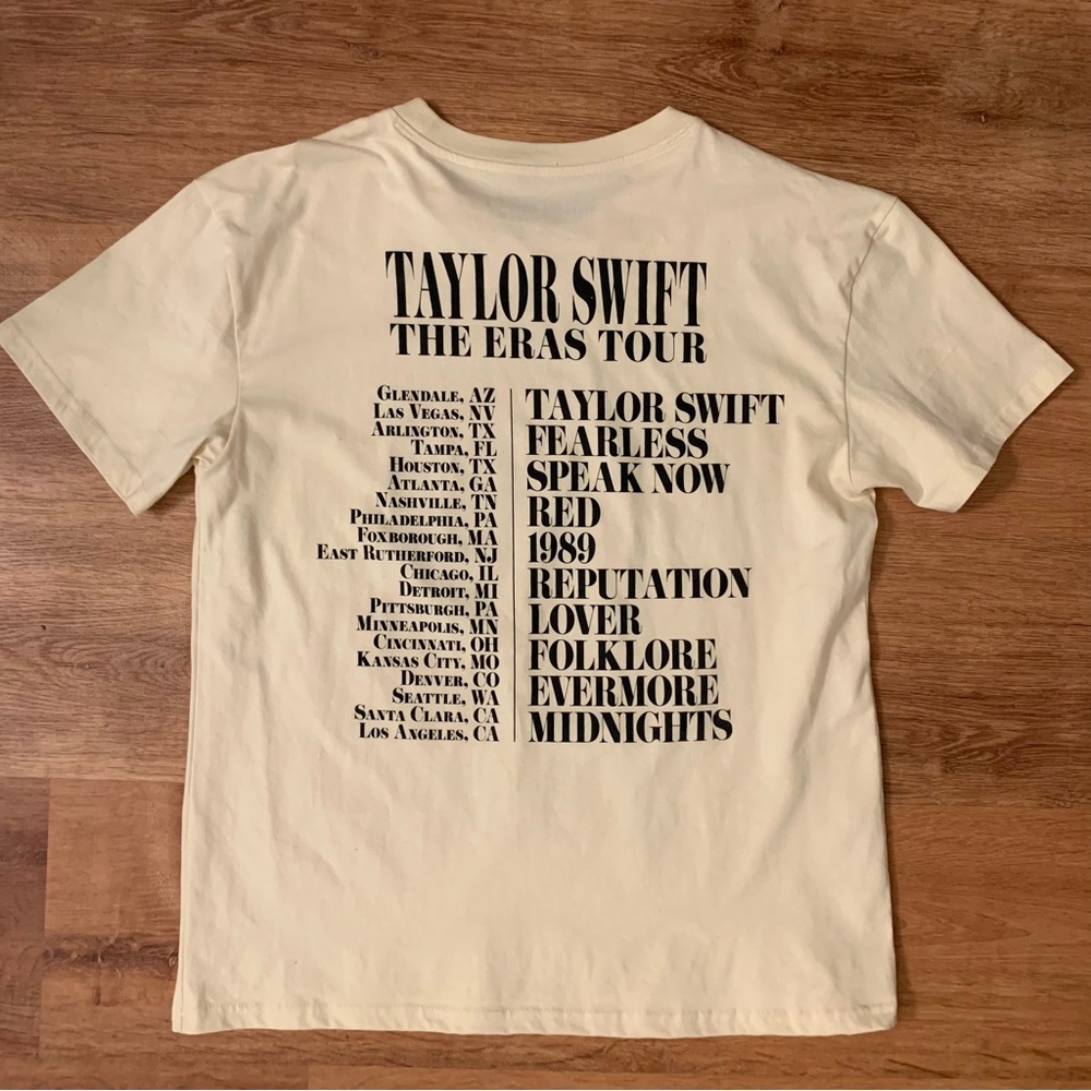 Taylor Swift Authentic Era’s Tour Cream Graphic Band T-Shirt Swiftie Large - Picture 3 of 11